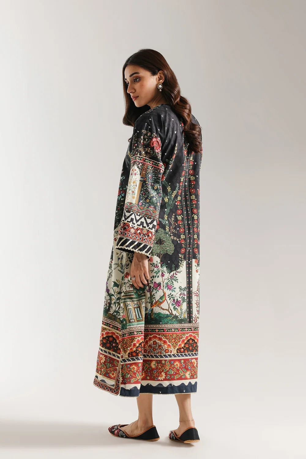 Mehrunnisa - Black Mughal Garden Printed Shamose Silk Kaftan 2 Piece