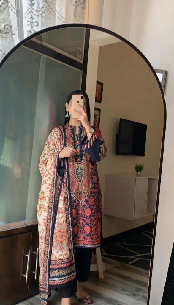 Kashmira navy poly lawn 3 piece printed suit with dupatta