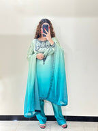 Pista digital printed silk 3-piece suit, image 3 of 6