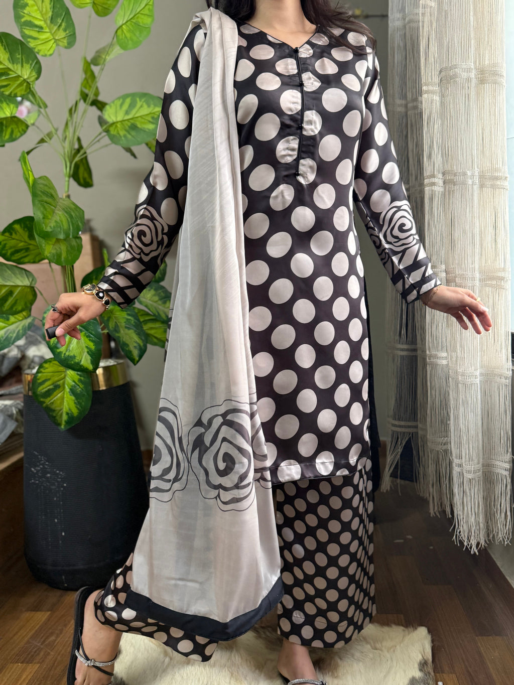 Model wearing a brown and white polka-dot suit with a grey dupatta – digital printed silk 3-piece suit