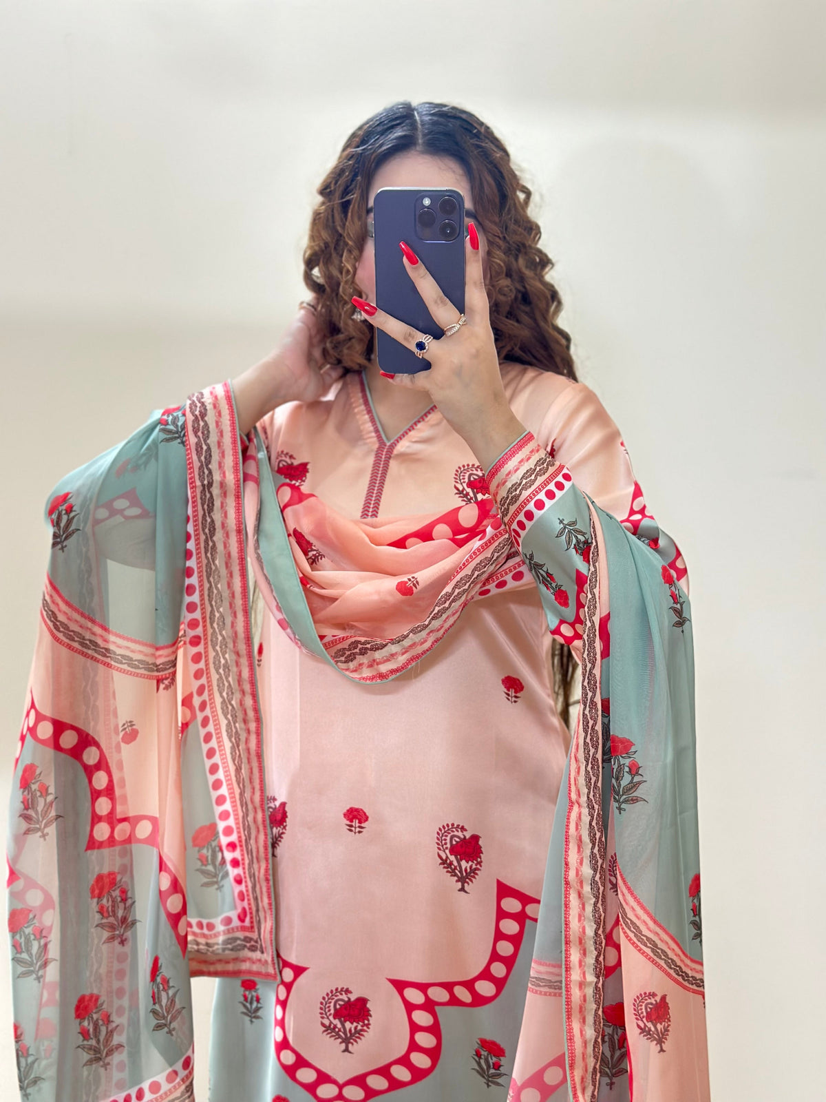 SBS digital printed silk 3-piece suit, image 6 of 9